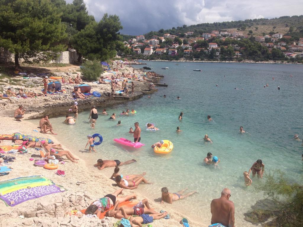 Apartments Horizont Trogir Exterior photo