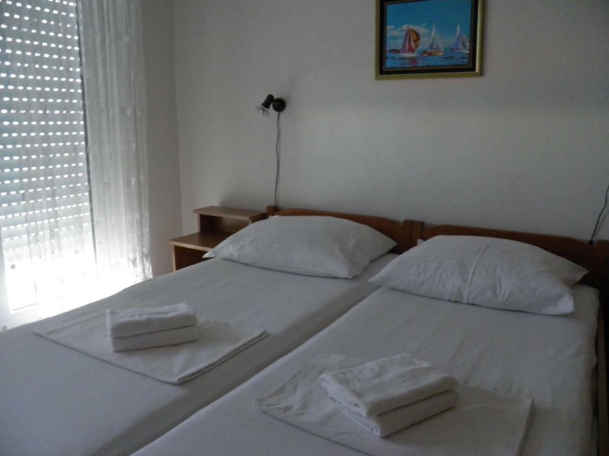 Apartments Horizont Trogir Room photo